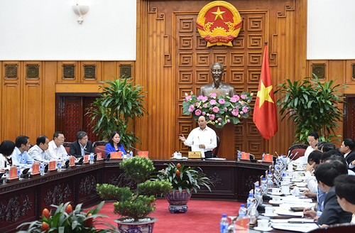 Premierminister Nguyen Xuan Phuc tagt mit Provinzverwaltern von An Giang - ảnh 1